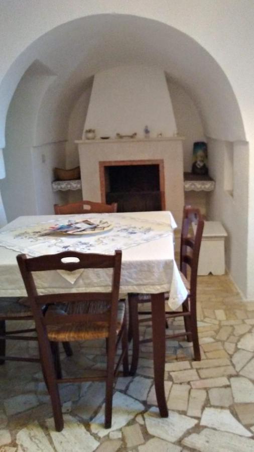 Trulli Colibri' Villa Locorotondo Dış mekan fotoğraf