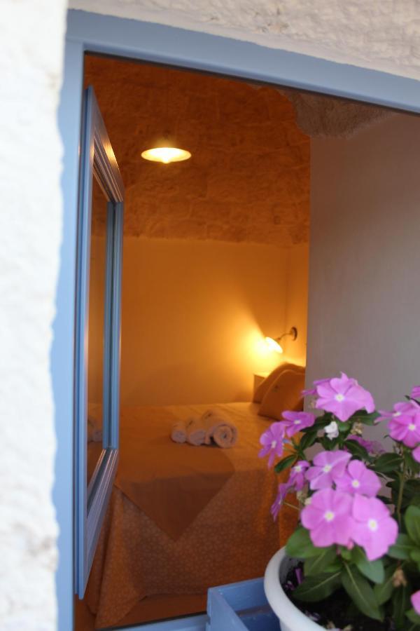 Trulli Colibri' Villa Locorotondo Dış mekan fotoğraf